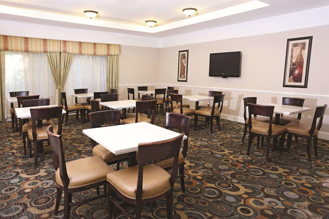 La Quinta By Wyndham Norfolk Airport - thumb 4