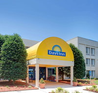 Days Inn by Wyndham Newport News City Center Oyster Point - Tourism House