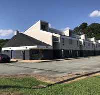 Brentwood Suites - Tourism House