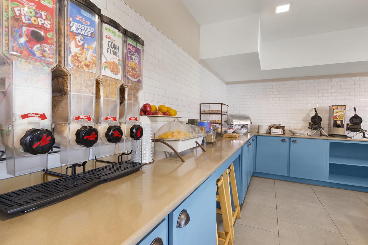 Country Inn & Suites By Radisson, Richmond West At I-64, VA - thumb 2