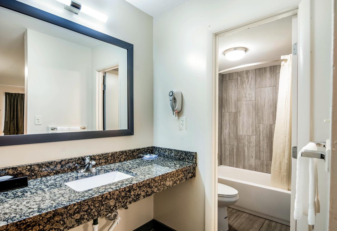 Rodeway Inn North Chesterfield-Richmond - thumb 12