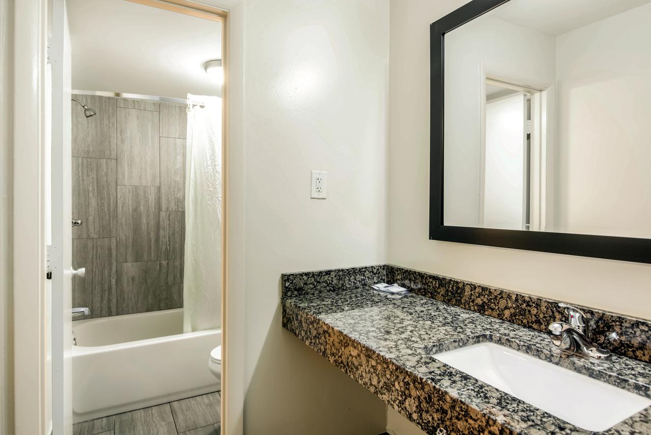 Rodeway Inn North Chesterfield-Richmond - thumb 6