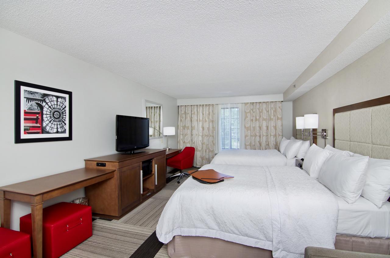 Hampton Inn Salem - thumb 28