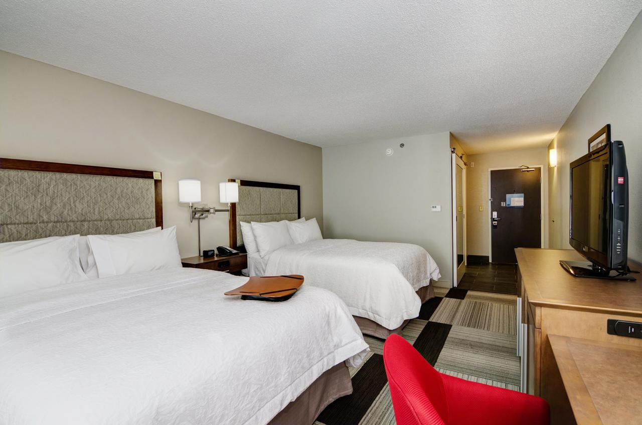 Hampton Inn Salem - thumb 35