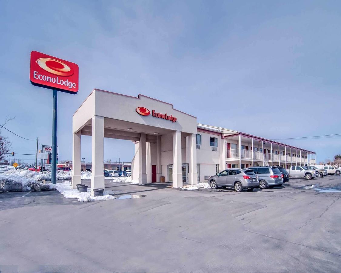 Econo Lodge East Staunton - thumb 12