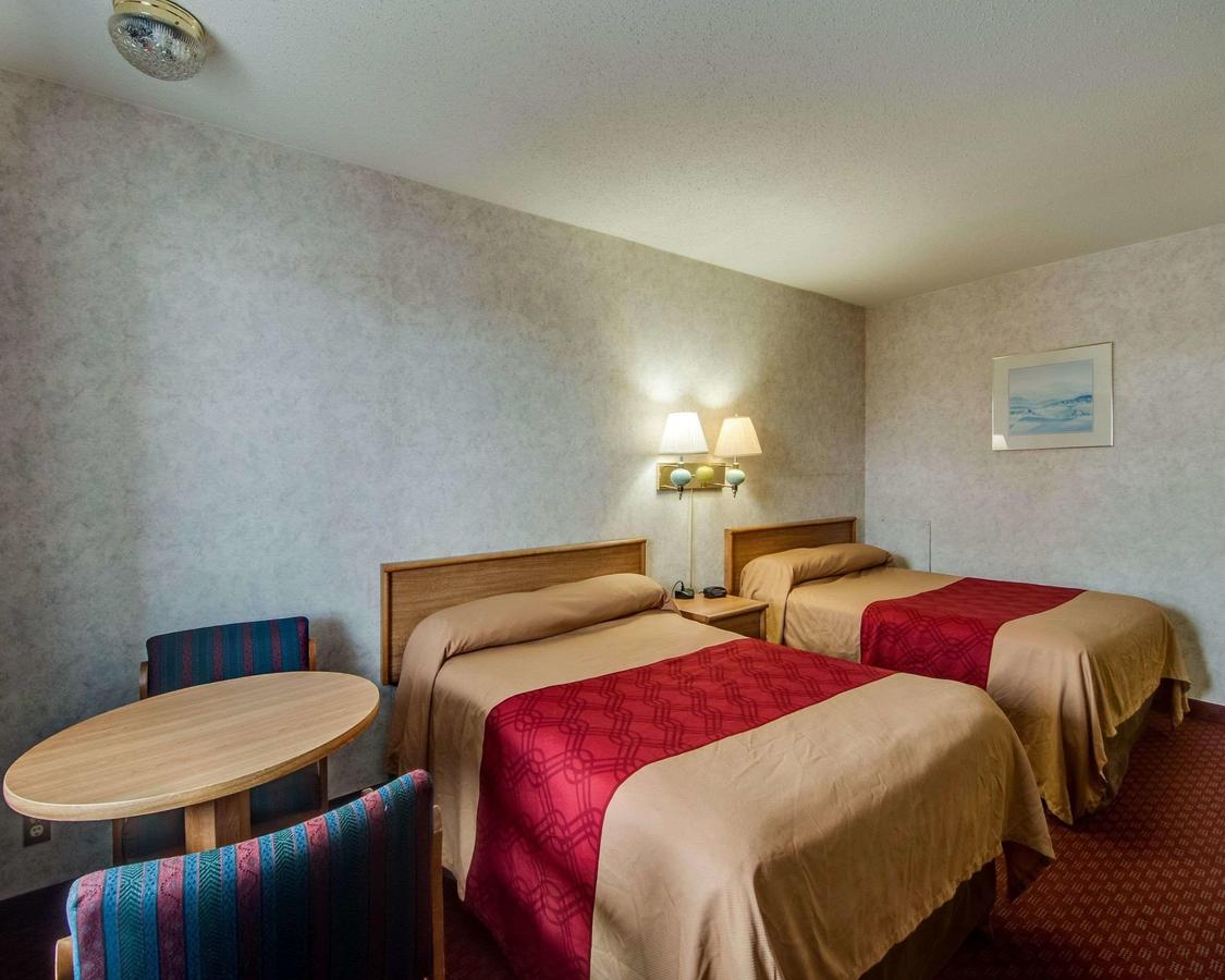 Econo Lodge East Staunton - thumb 16