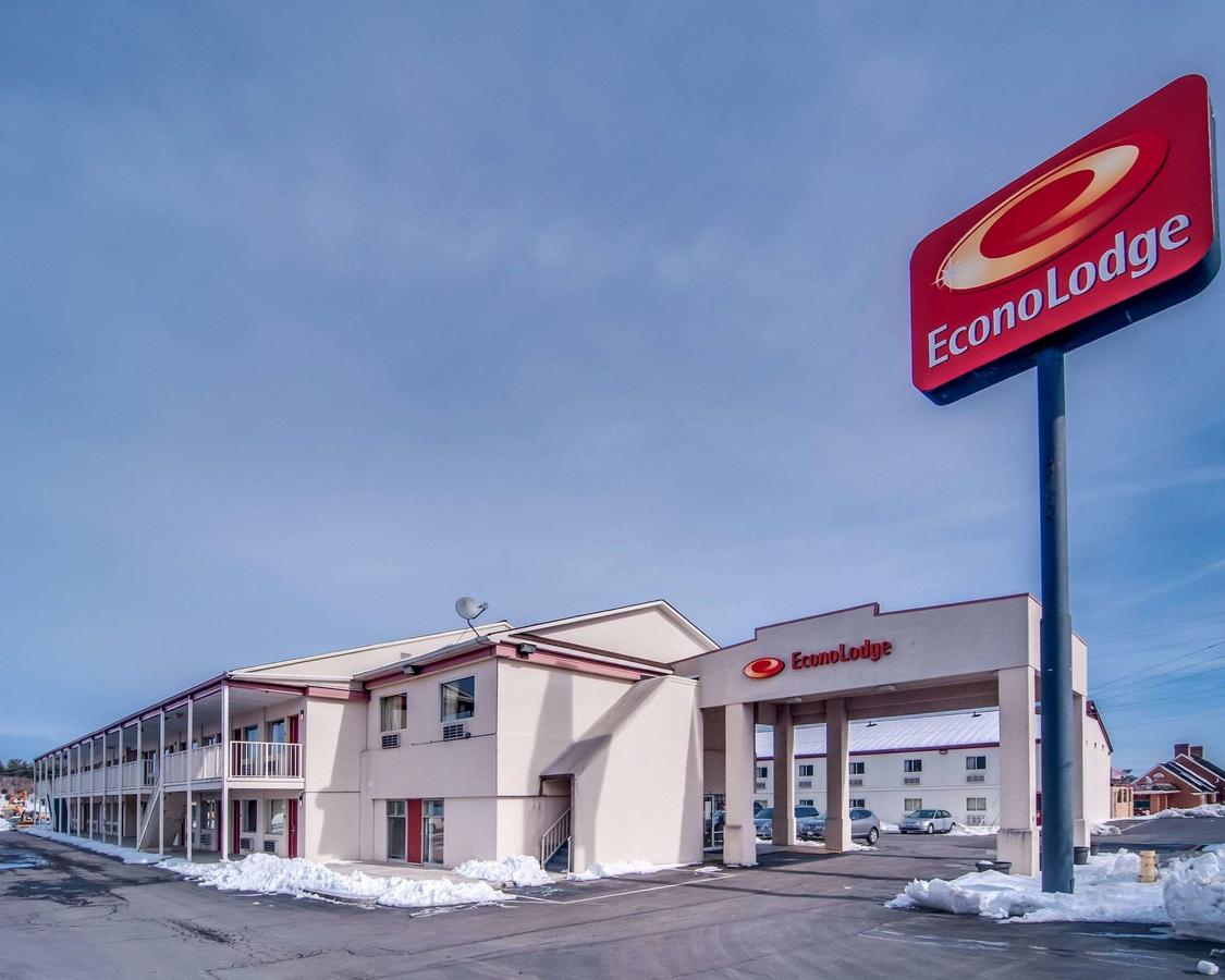 Econo Lodge East Staunton - thumb 0