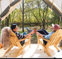 Tentrr - Honeysuckle Hideaway - Tourism House