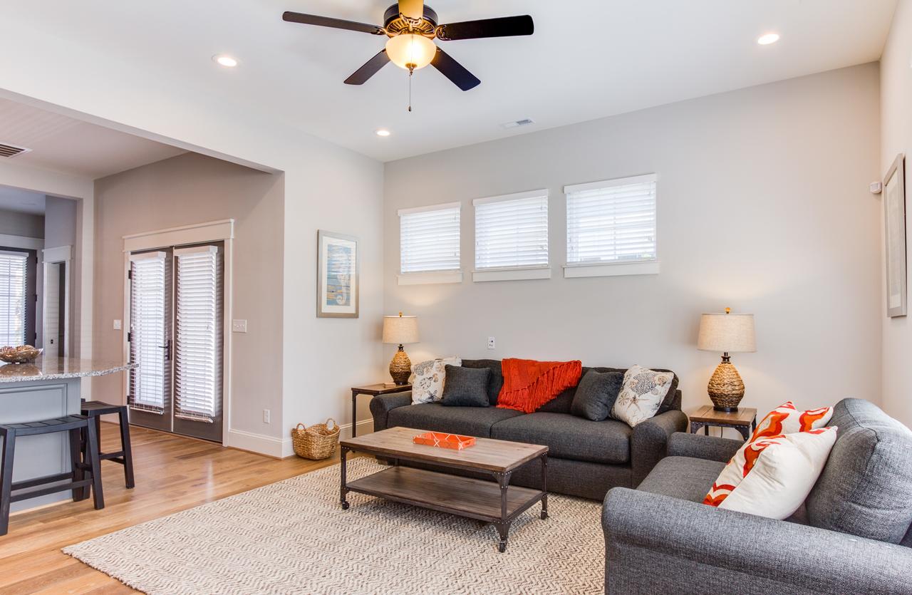 404A The Hilltop House - thumb 4