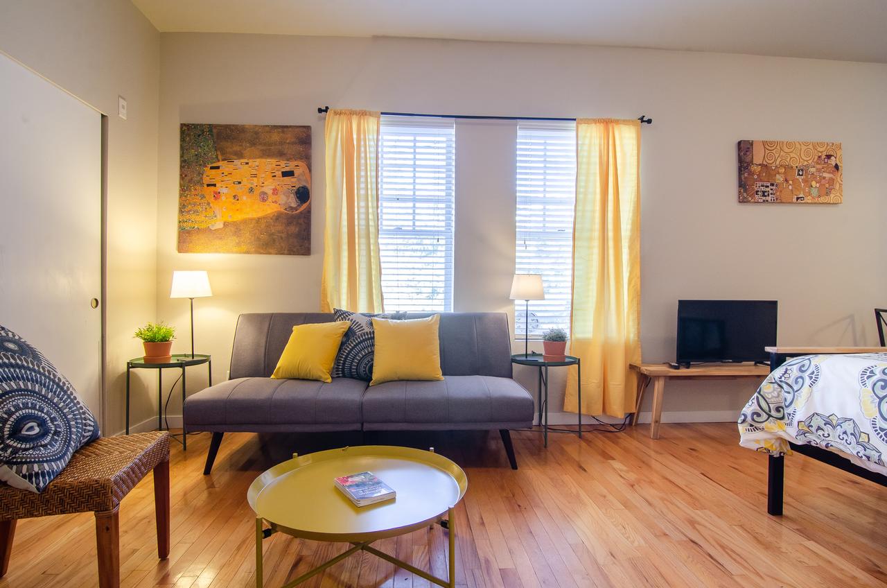 100 Yesler 411 - thumb 6