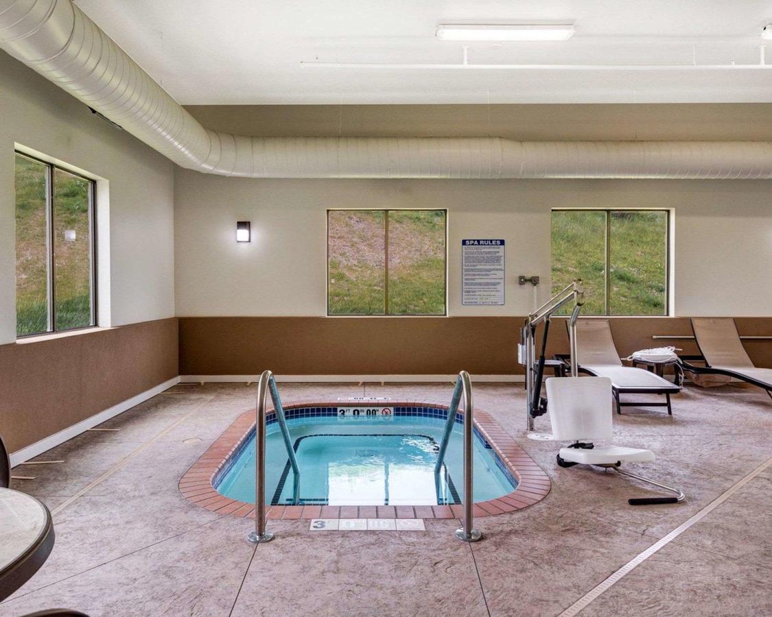 Comfort Suites Bridgeport - Clarksburg - thumb 19