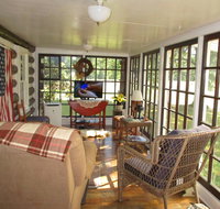 Rustic Log Cabin - Tourism House