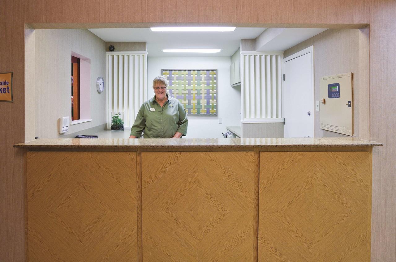 La Quinta Inn By Wyndham Sheboygan - thumb 4