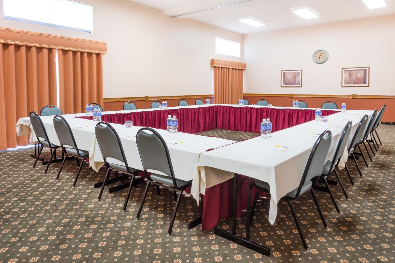 Days Inn & Suites By Wyndham Madison - thumb 15