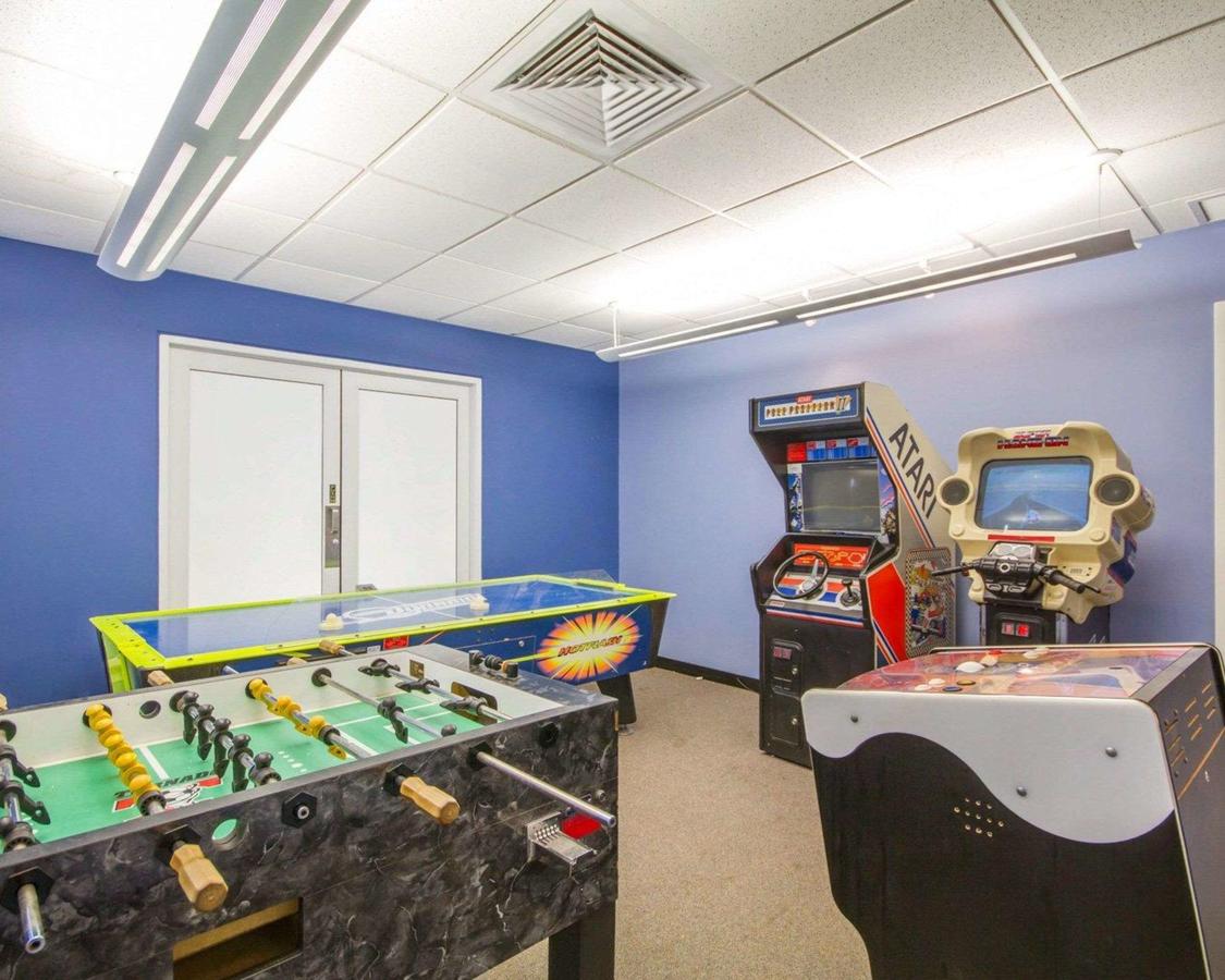 Econo Lodge Sheboygan - thumb 25
