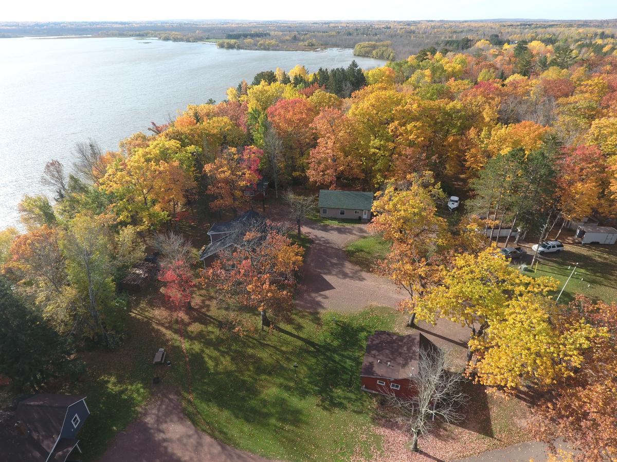 Mission Springs Lake House - thumb 2