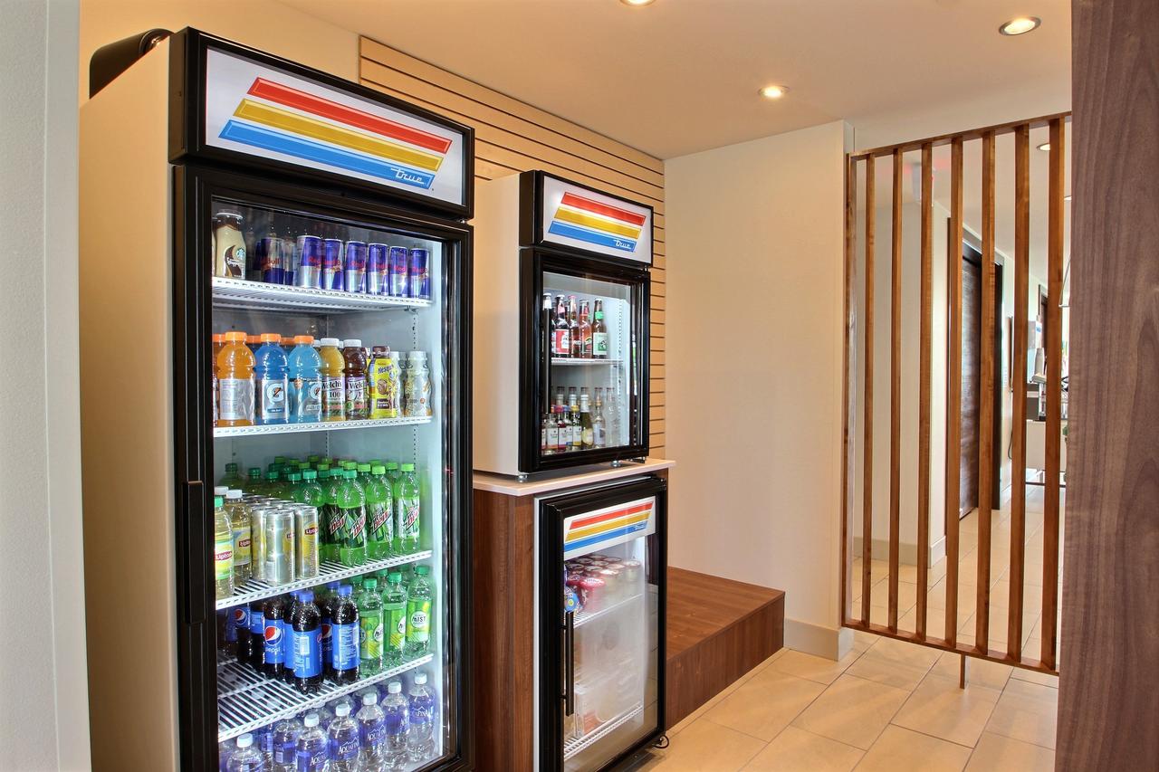 Holiday Inn Express & Suites Fond Du Lac - thumb 1