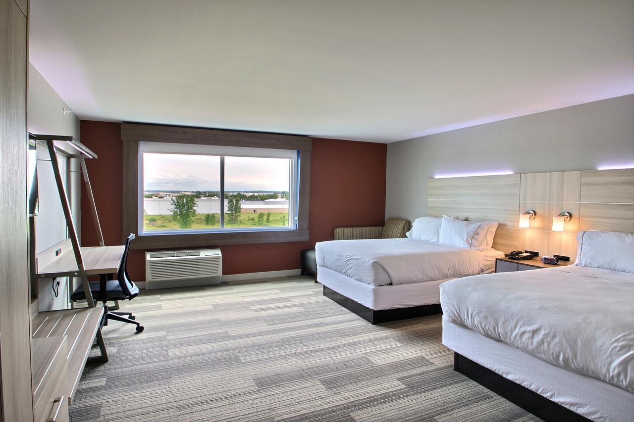 Holiday Inn Express & Suites Fond Du Lac - thumb 11