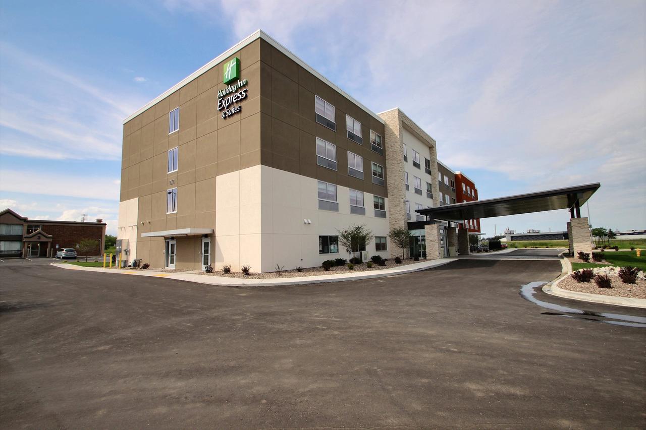 Holiday Inn Express & Suites Fond Du Lac - thumb 22