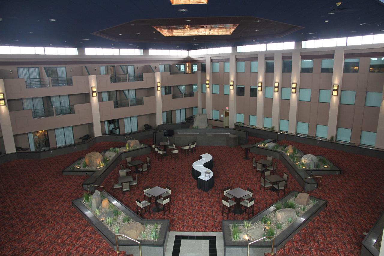 Holiday Inn Manitowoc - thumb 24