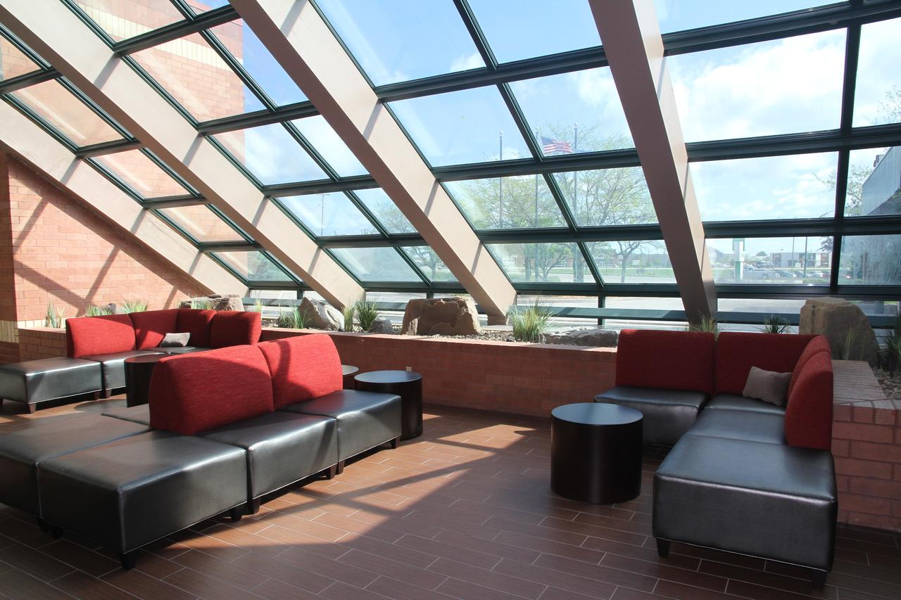 Holiday Inn Manitowoc - thumb 23