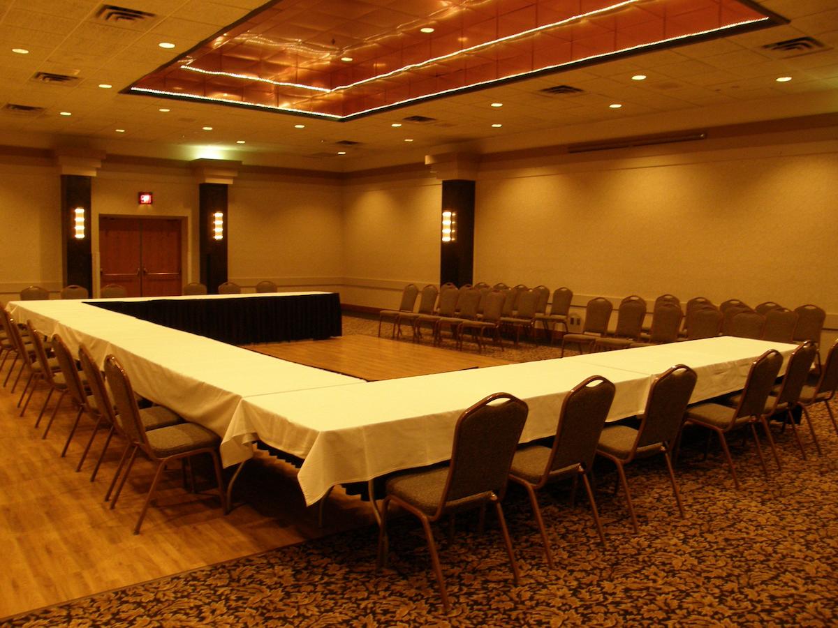 Holiday Inn Manitowoc - thumb 11