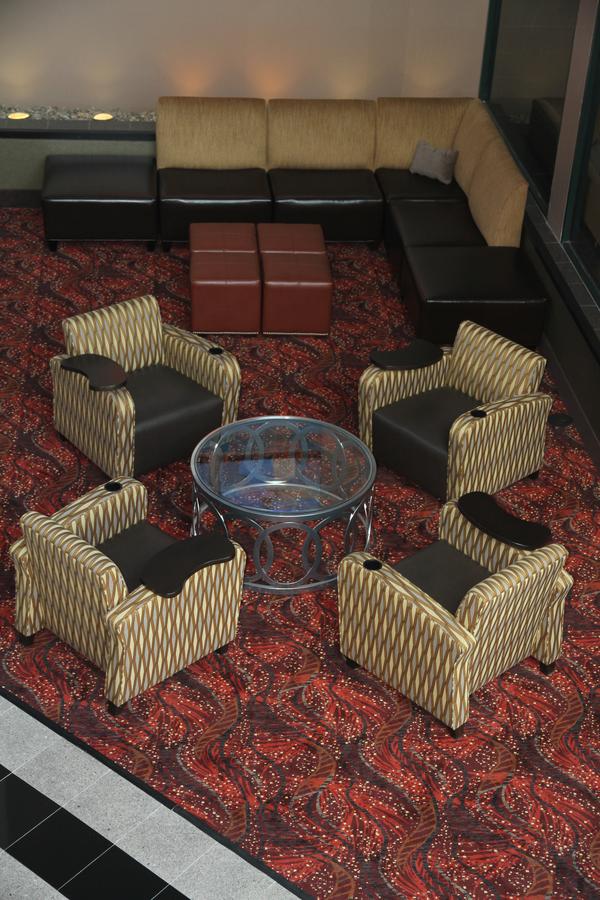 Holiday Inn Manitowoc - thumb 22