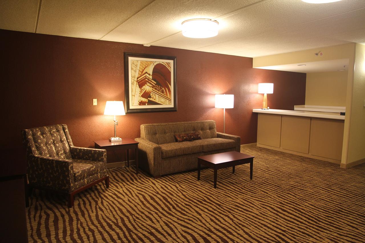 Holiday Inn Manitowoc - thumb 30