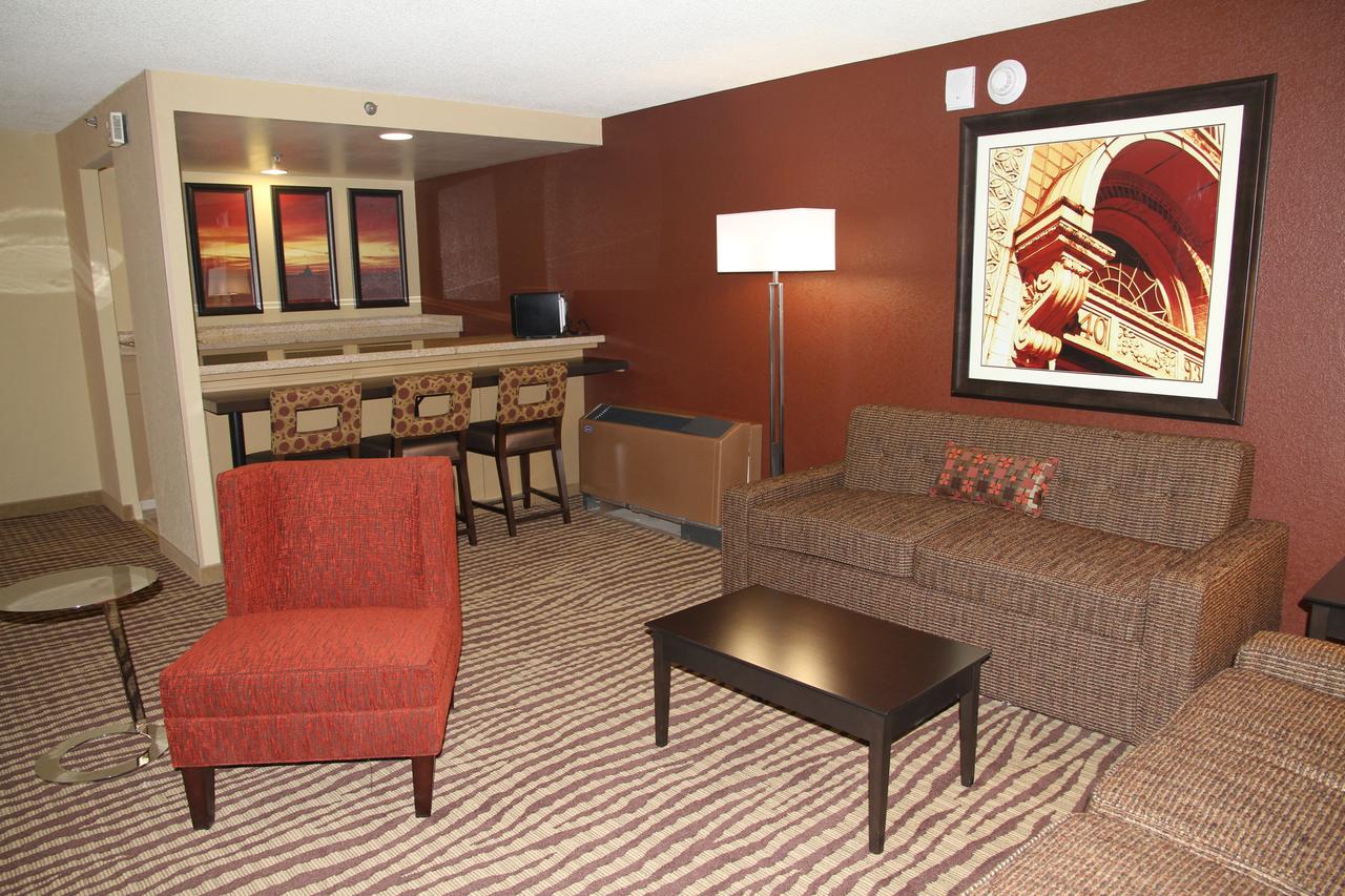 Holiday Inn Manitowoc - thumb 31