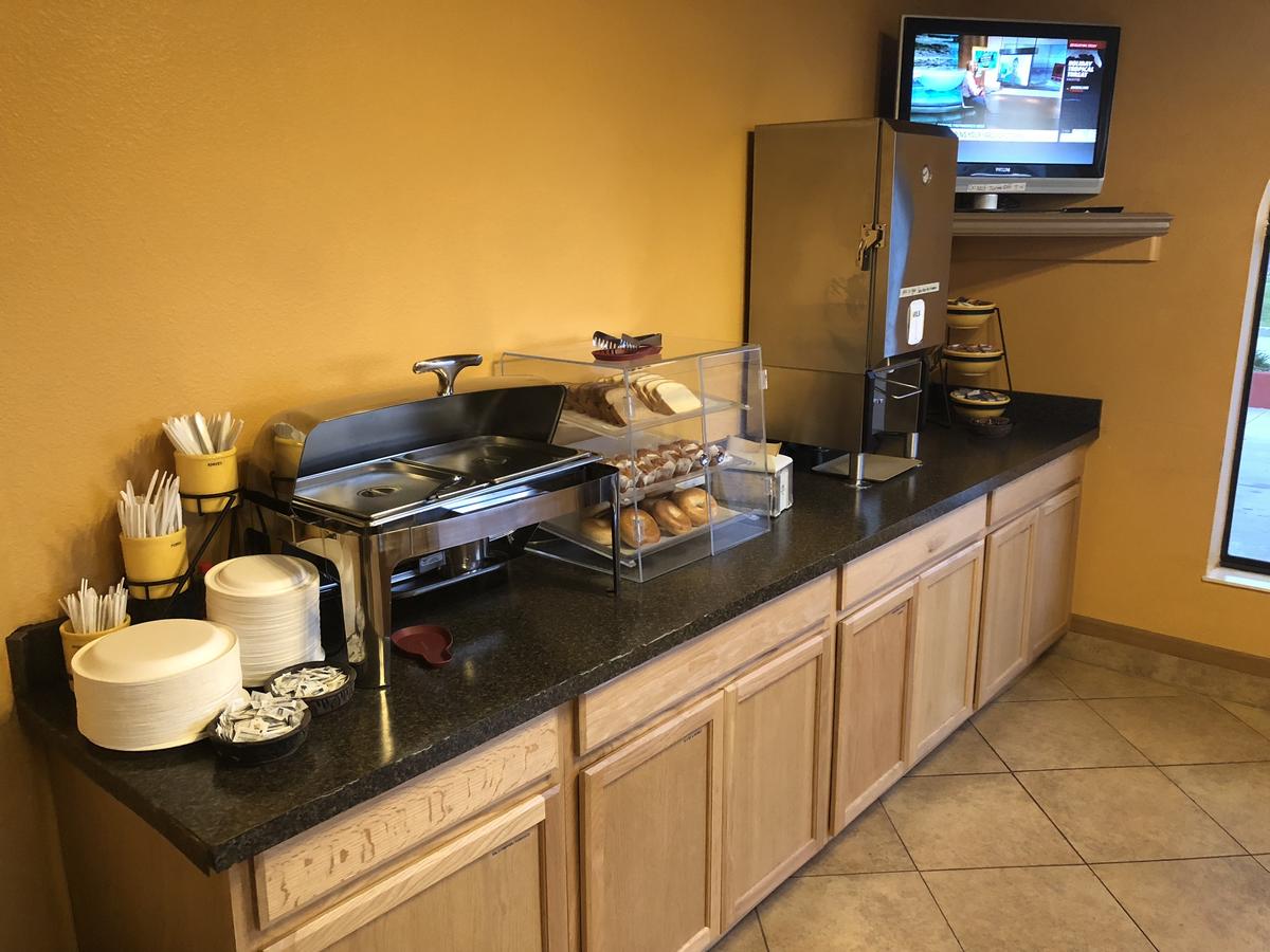 Kings Inn Cody - thumb 36