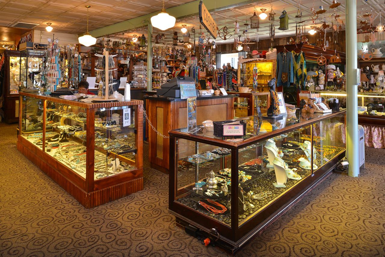 Buffalo Bill Cabin Village - thumb 26