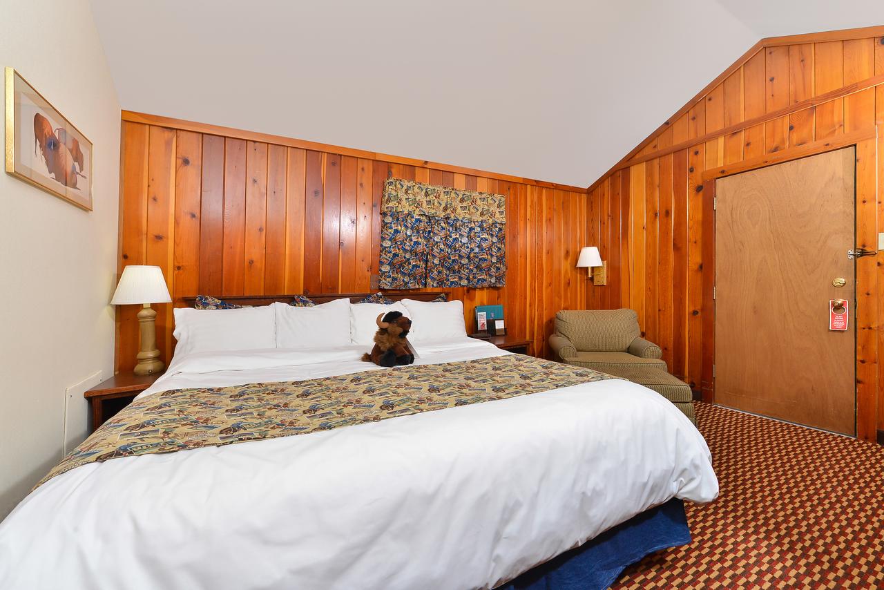 Buffalo Bill Cabin Village - thumb 14