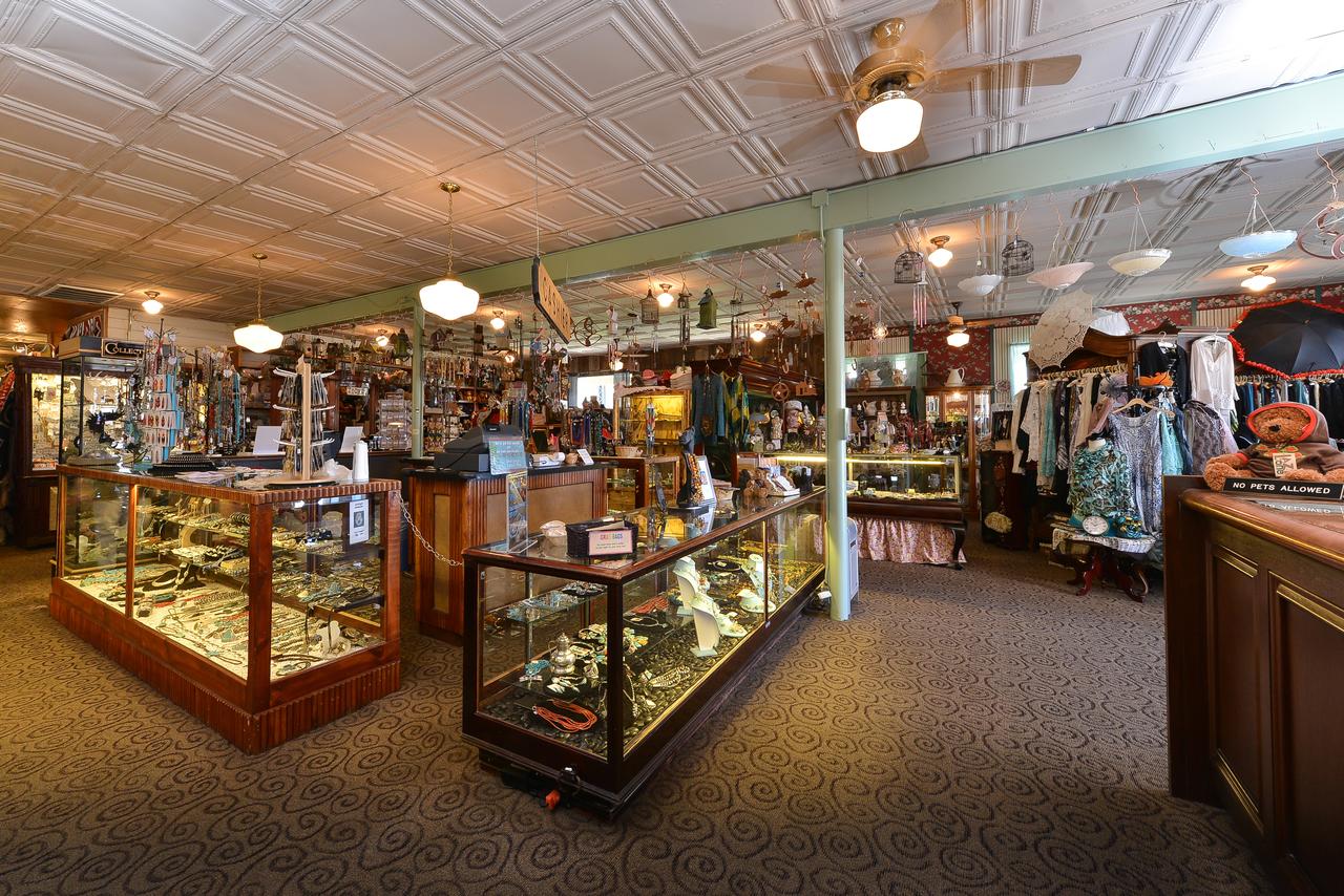 Buffalo Bill Cabin Village - thumb 28