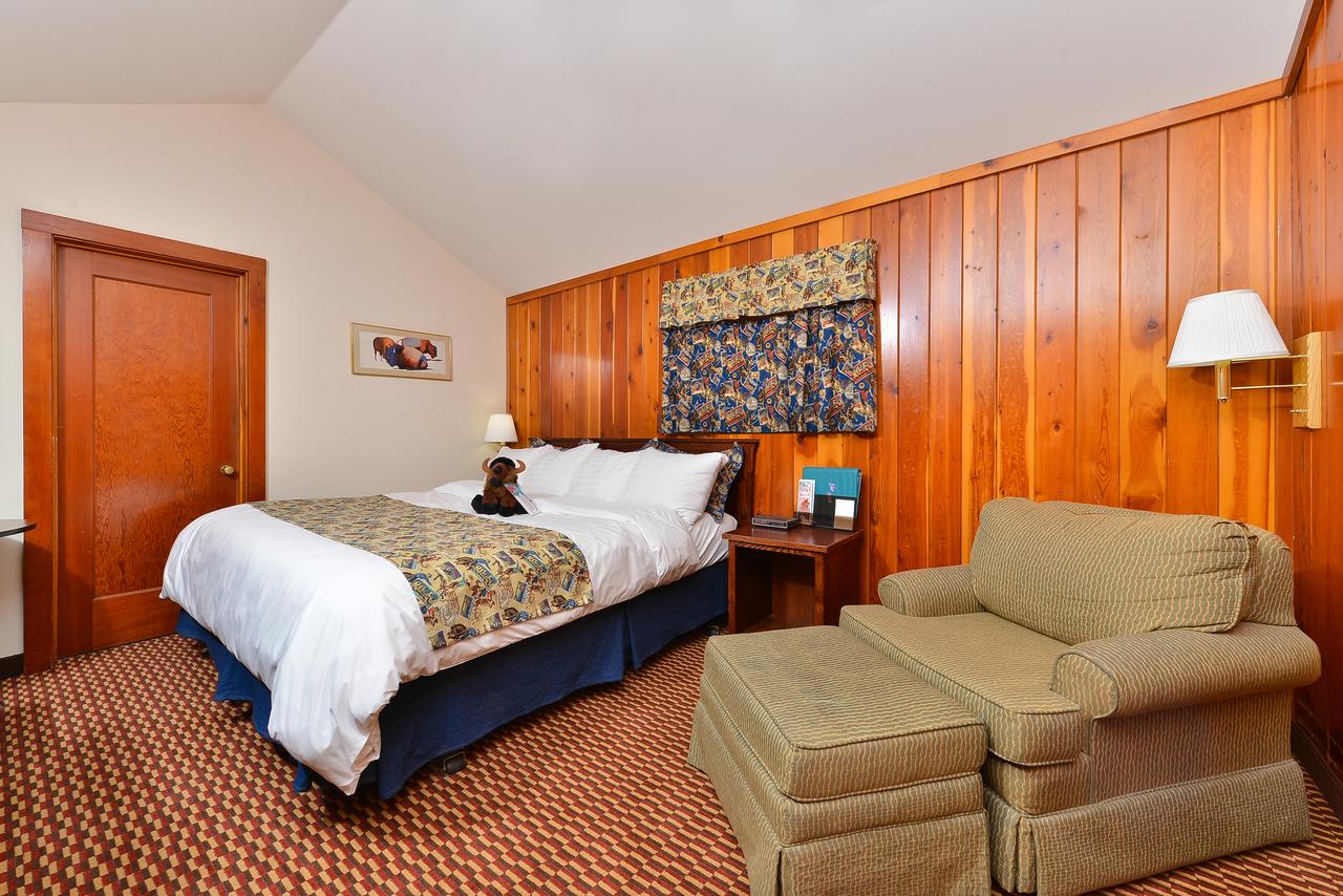 Buffalo Bill Cabin Village - thumb 8