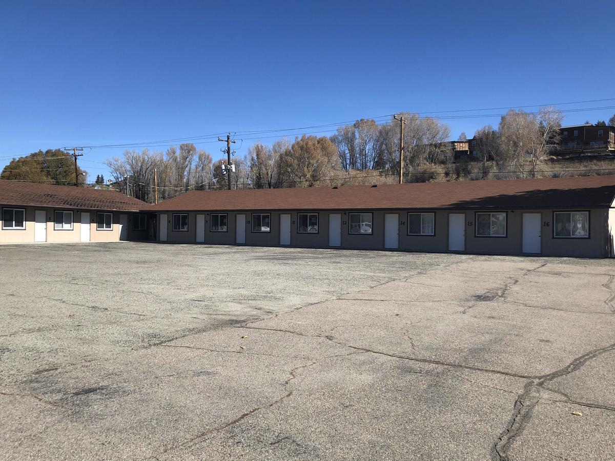 Wagon Wheel Motel - thumb 1