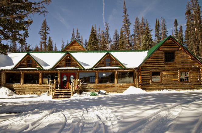 Snowy Mountain Lodge - thumb 3