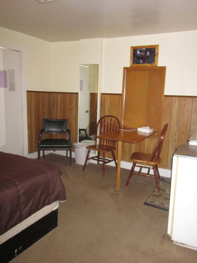 Paintbrush Inn - thumb 3