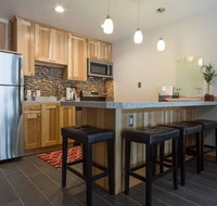 100 1br Snowcrest walk 2 PC Resort - Tourism House