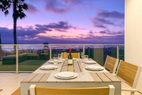 5115 04 - Ocean Beachfront Villa 4 Tourism House