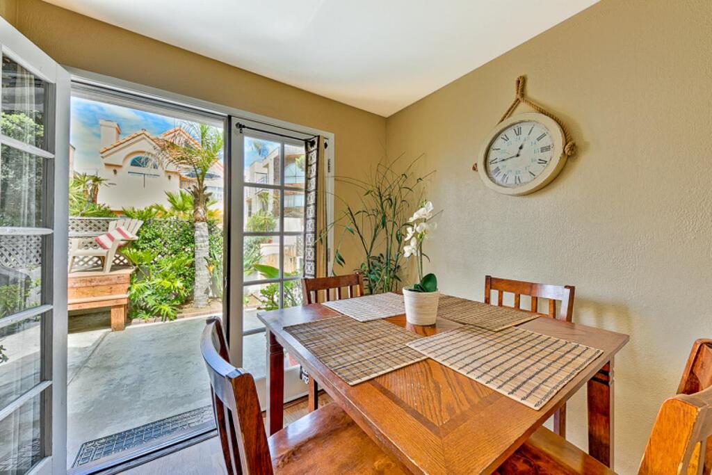 725 - Beach And Bay Getaway - thumb 1