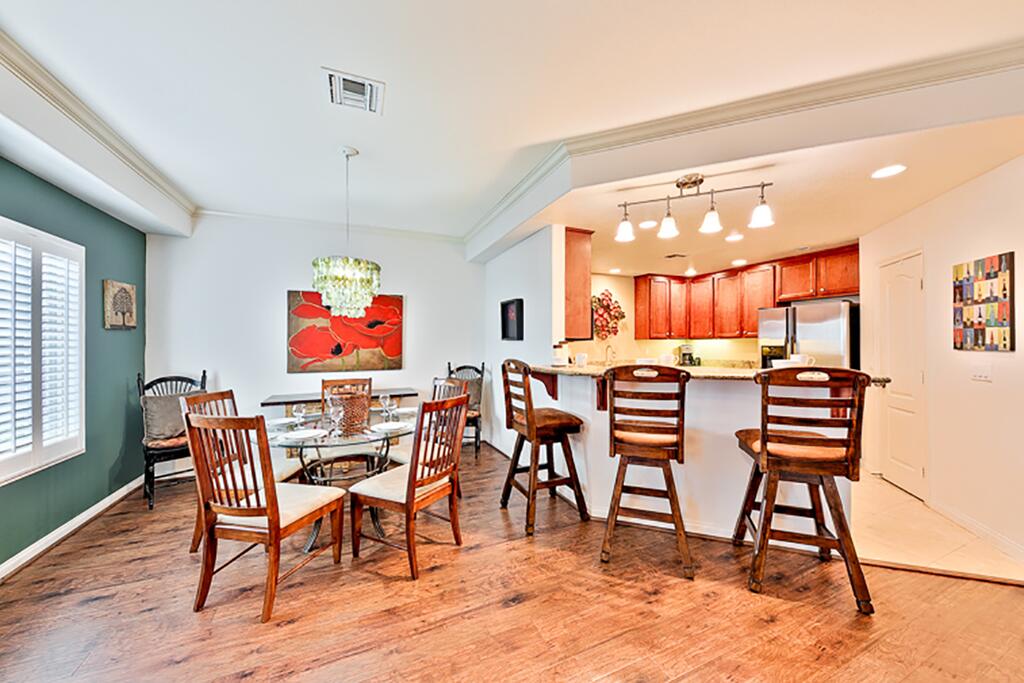 850 - Beauty And The Beach Four-Bedroom Apartment - thumb 3