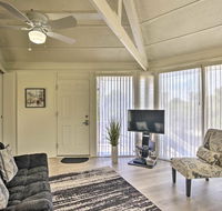 'A Little Taste of Paris' Treehouse on Lake Marion - Tourism House