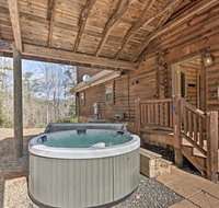 'Deep Creek Mountain Lodge' with Prvt Hot Tub  Views - Tourism House