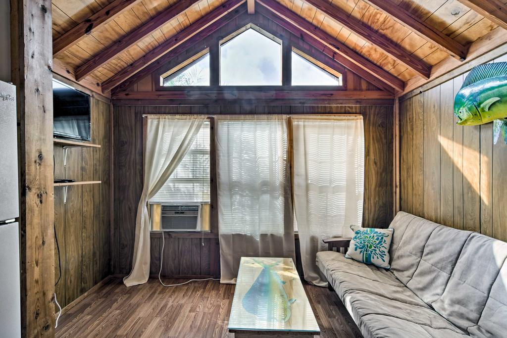 'Glades Haven' Cozy 1BR Everglades City Cabin - thumb 0