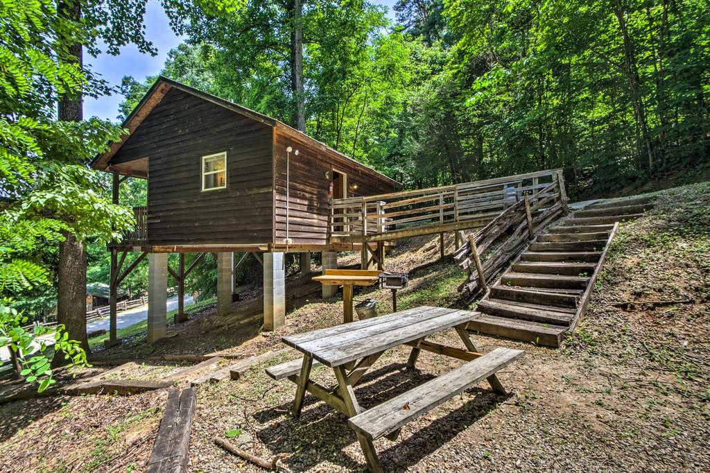 'Gone Hiking' Bryson City Cabin With Hot Tub & Grill - thumb 0