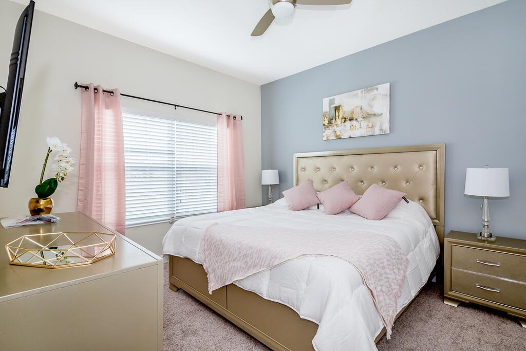 (GC4929) Storey Lake Home 4/3 Private Pool & Free Waterpark - thumb 3