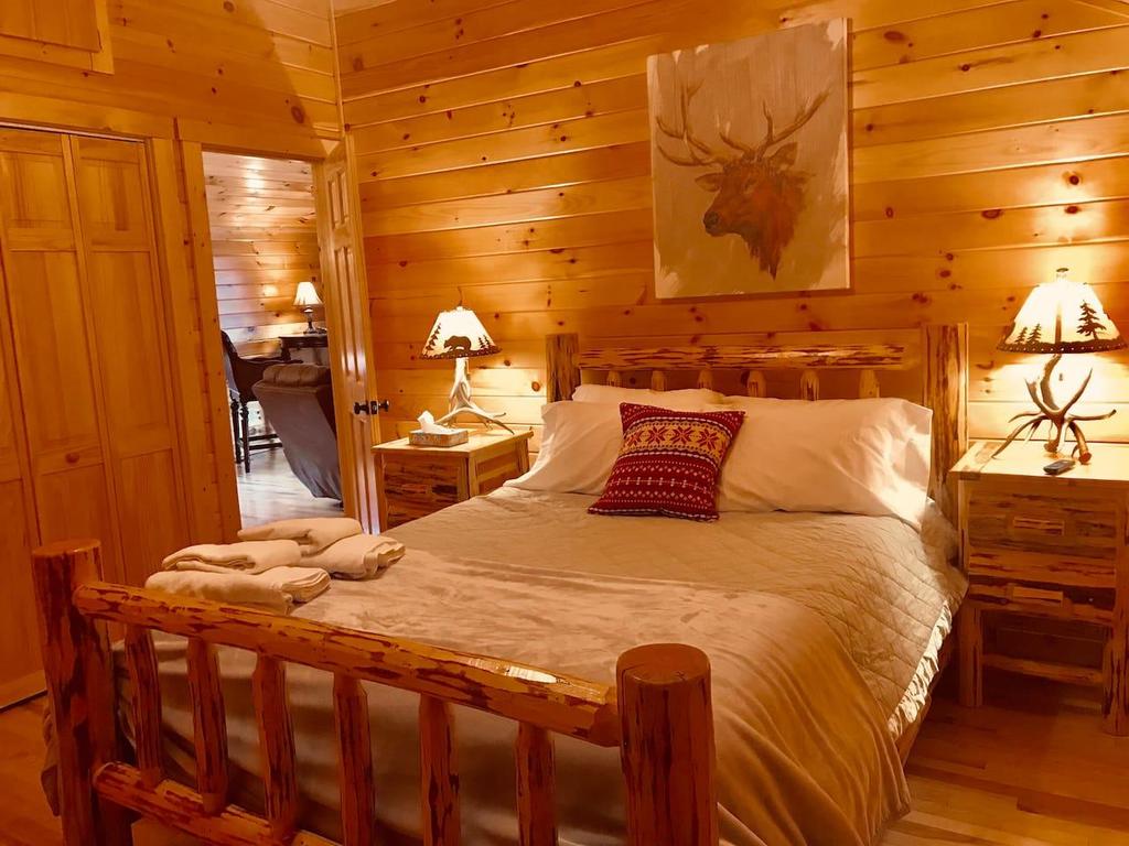 1 BR Cabin At Lodges At Eagles Nest - Gated Community - thumb 3