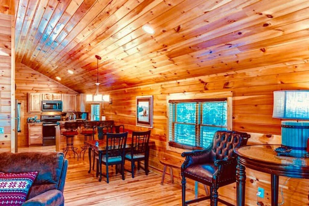 1 BR Cabin At Lodges At Eagles Nest - Gated Community - thumb 0