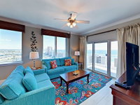 1010 West Beach Condo Tourism House