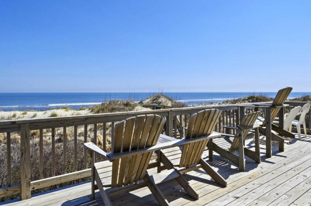 1227 - Seven Shells - thumb 0